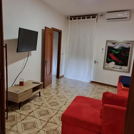 Aradeo Apartments *