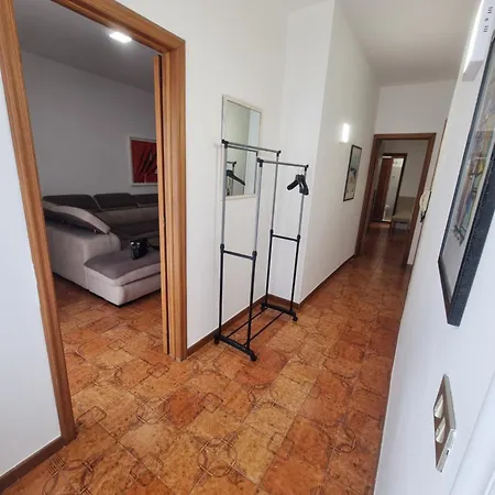 Aradeo Apartments アパート Aradeo